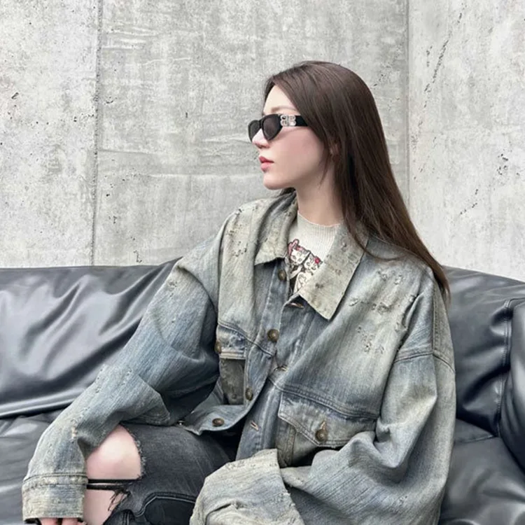 BALENCIAGA巴黎世家後背燙鑽LOGO牛仔外套